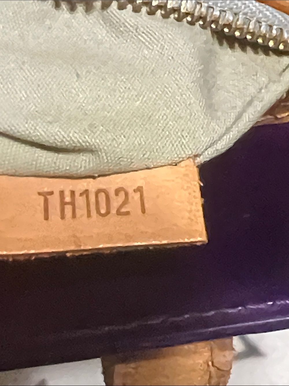 Louis Vuitton Purple Monogram Vernis Tote with Tan Handles - Picture 9 of 10